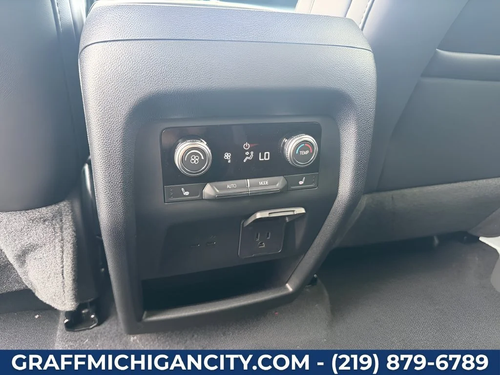 2026 GMC Acadia Elevation - Photo 28