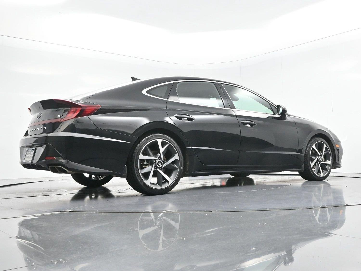 Used 2022 Phantom Black Hyundai SEL Plus image 51