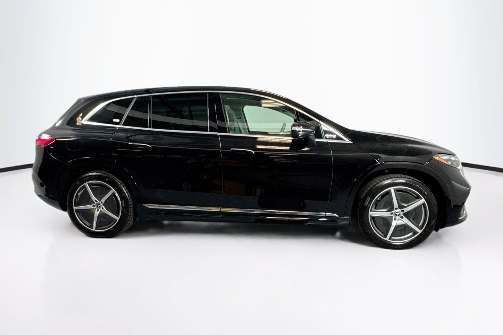 Certified Used 2023 Obsidian Black Metallic Mercedes-Benz EQS 580 image 4