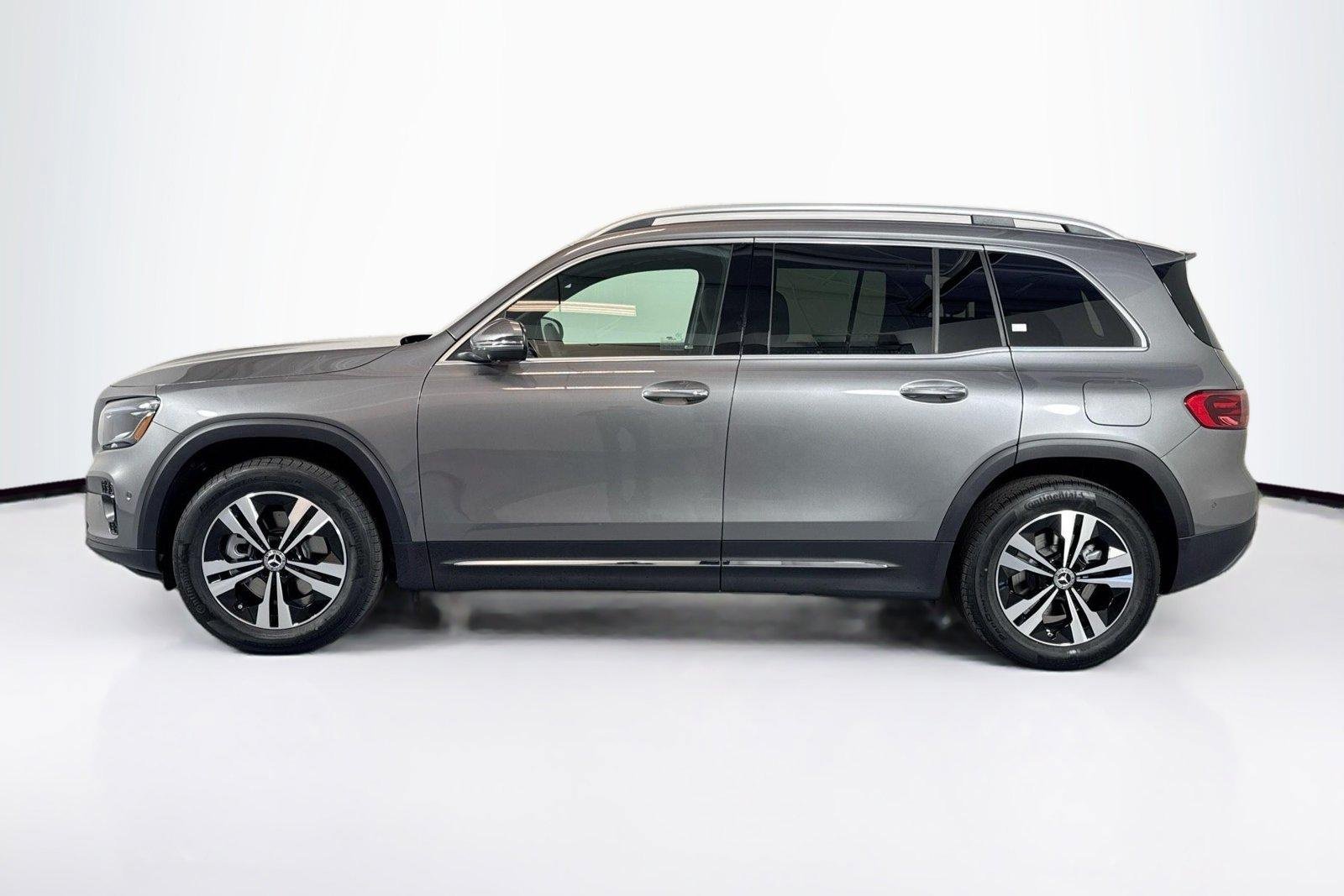 New 2026 Mountain Grey Metallic Mercedes-Benz GLB 250 image 8