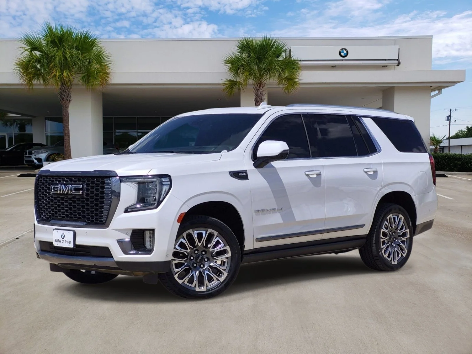 2023 GMC Yukon