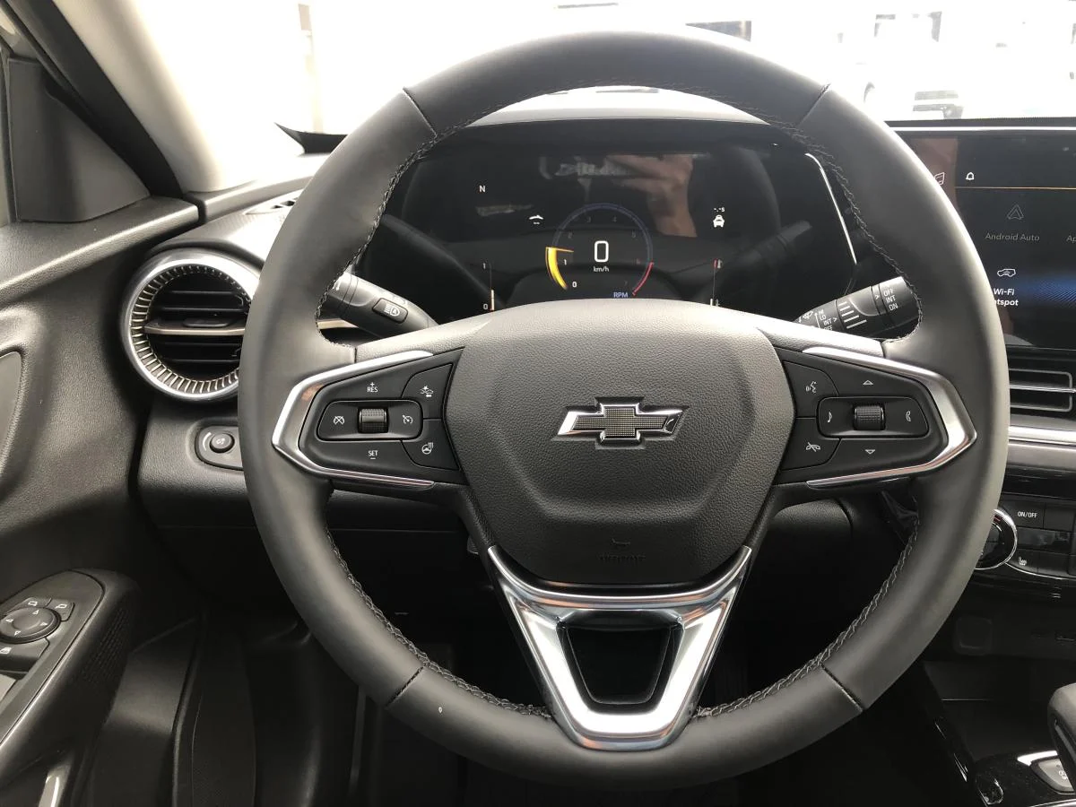 New 2026 Grey Chevrolet Fwd 4dr Activ image 12