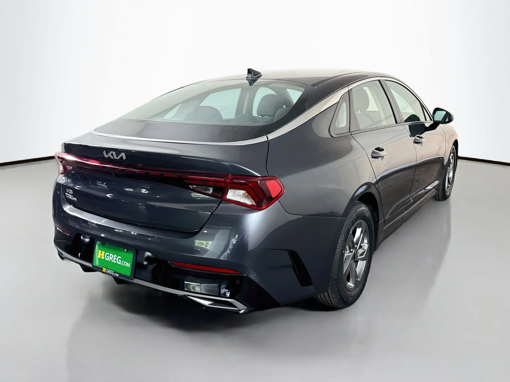 Used 2023 Gravity Gray Kia LXS image 7