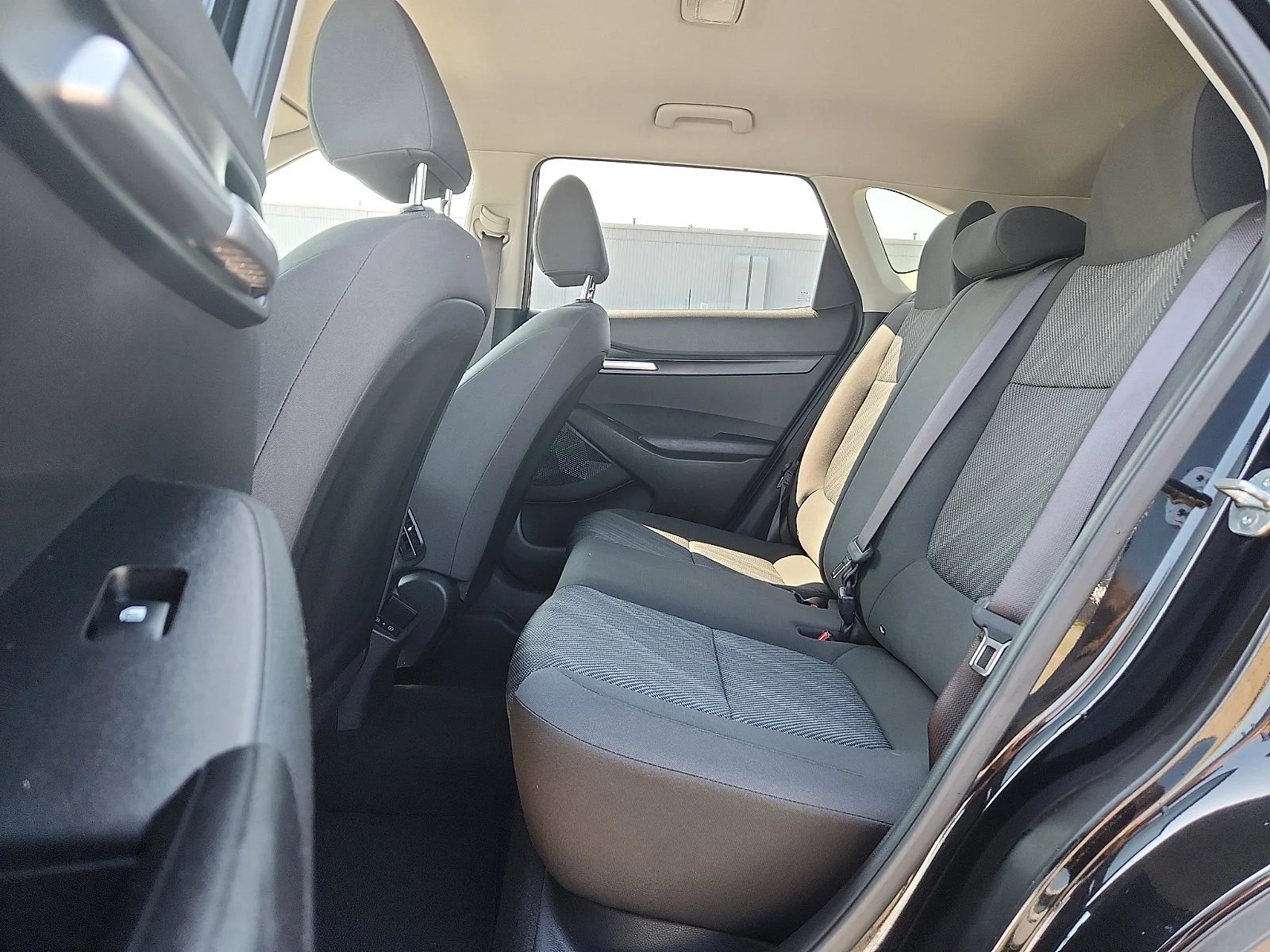Used 2024 Black Kia LX image 10