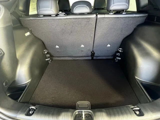 New 2026 Bright White Clearcoat Jeep Limited image 34