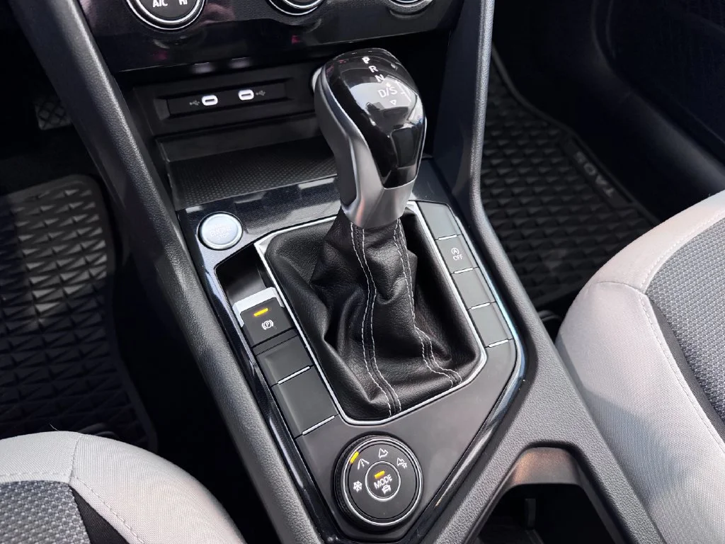 2025 Volkswagen Taos S - Photo 23