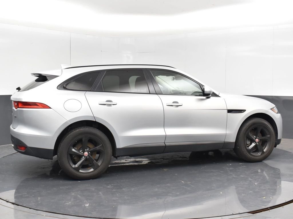 Used 2019 Silver Jaguar 25t Premium image 20