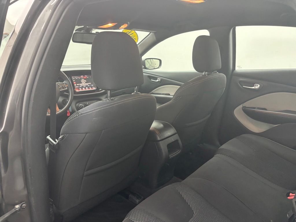 Used 2016 Granite Crystal Clearcoat Metallic Dodge SXT image 32