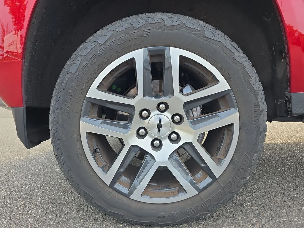 Certified Used 2024 Red Chevrolet Z71 image 34