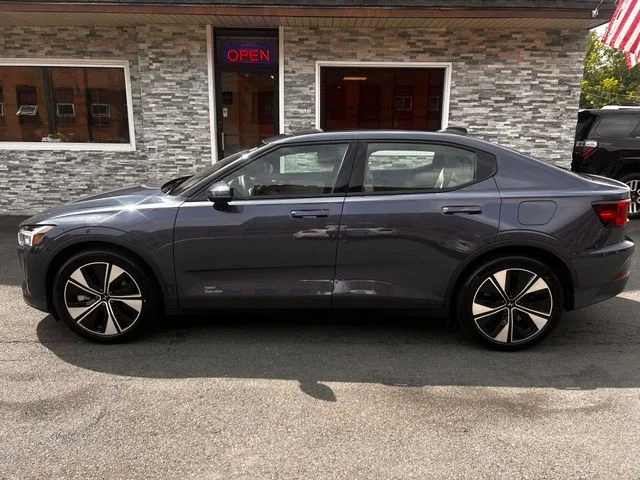 Used 2024  Polestar Long Range Dual Motor image 3