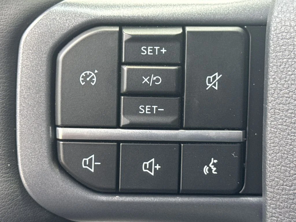 New 2026 Avalanche Ford Lariat image 25