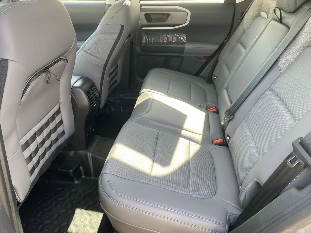 New 2025 Oxford White Ford Badlands® image 12