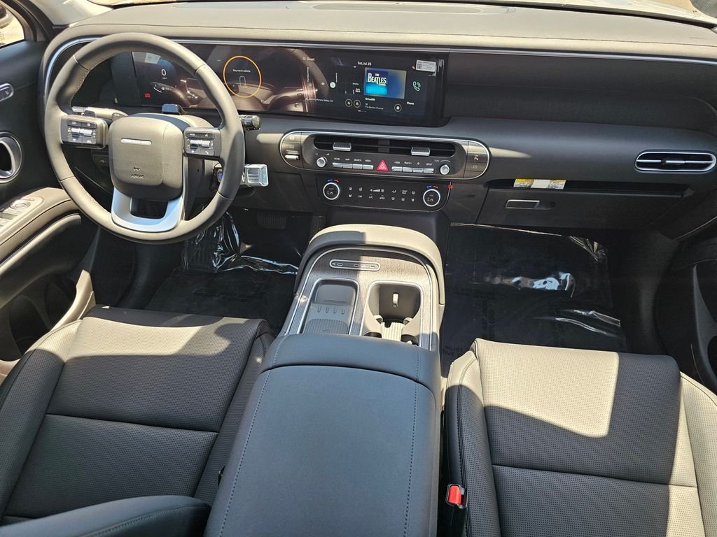 New 2026 Silver Hyundai SEL Premium image 16
