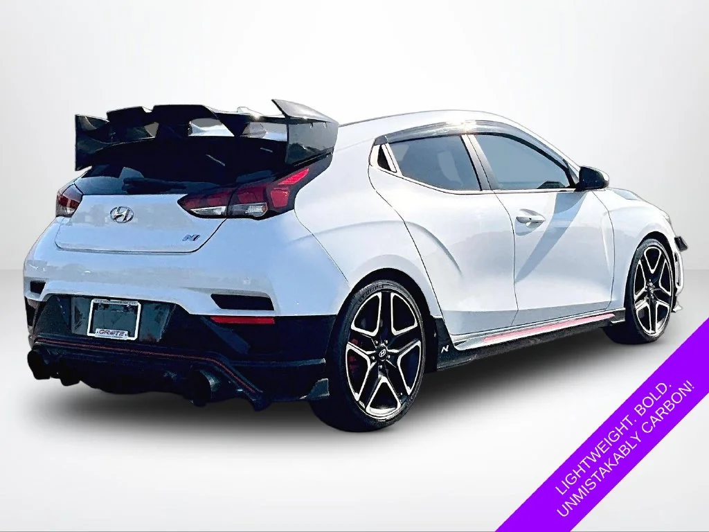 Used 2022 White Hyundai Base image 2