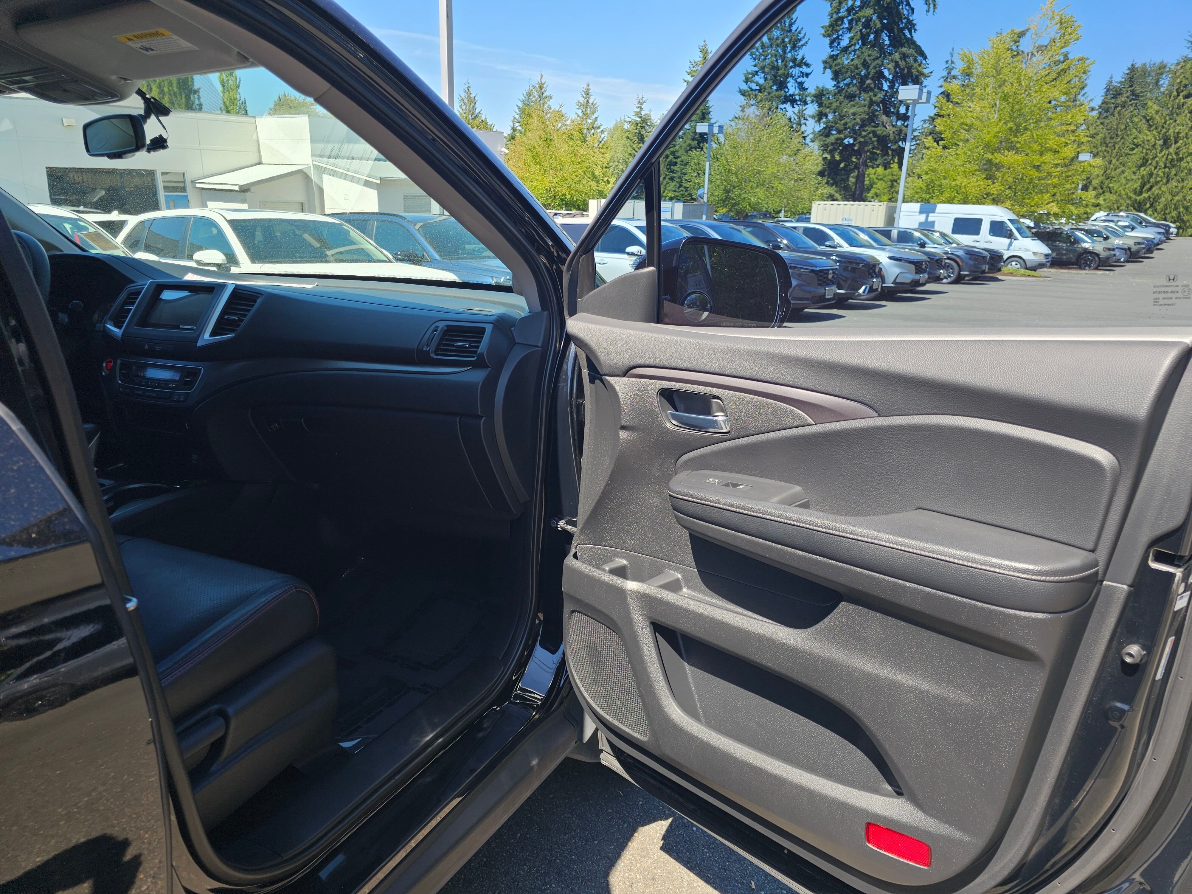Used 2017 Crystal Black Pearl Honda Sport image 12