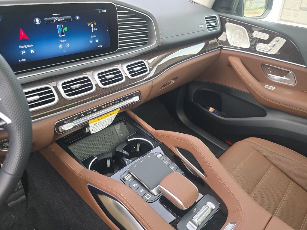 New 2026 Selenite Grey Metallic Mercedes-Benz GLS 450 image 72