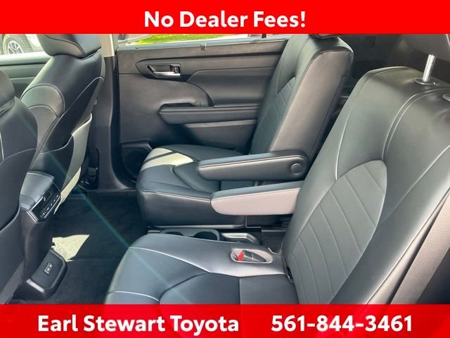 Used 2023 Blue Toyota XLE image 21