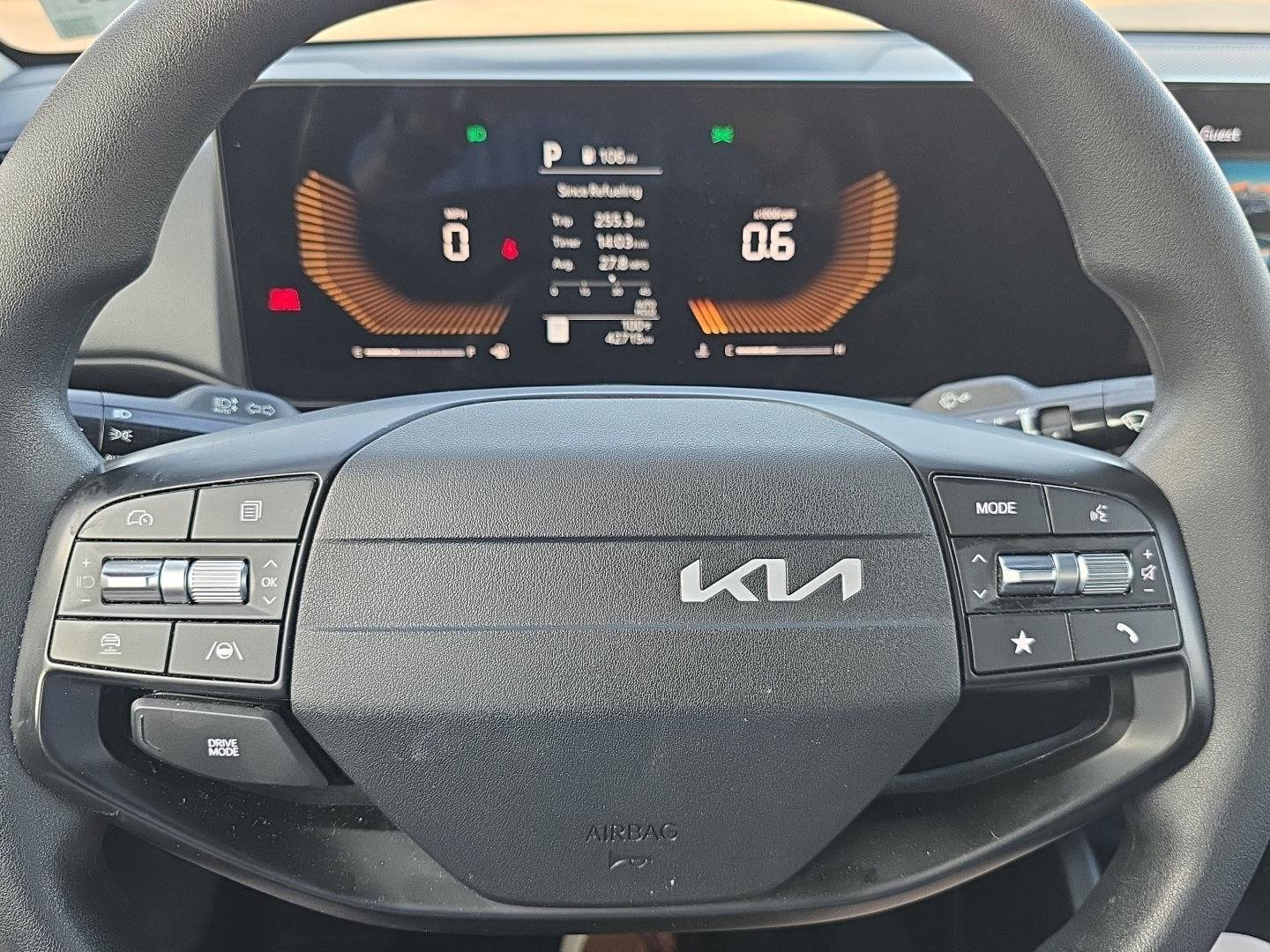 Used 2025 Steel Gray Kia LXS image 10