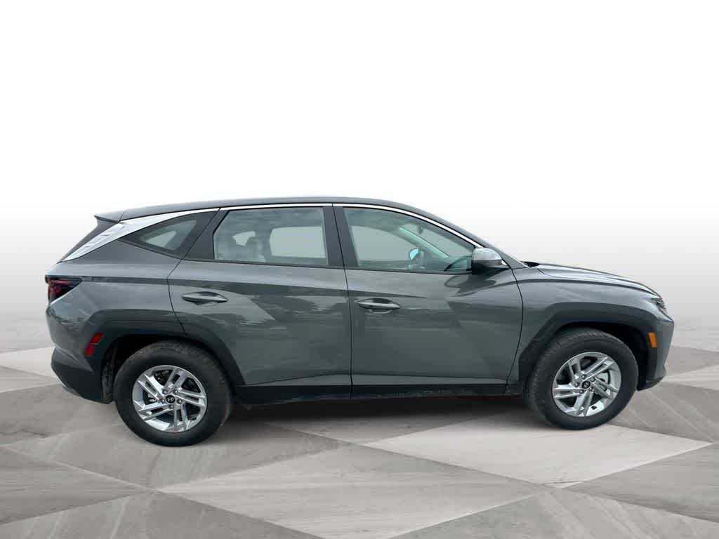 New 2026 Hampton Gray Hyundai SE image 9