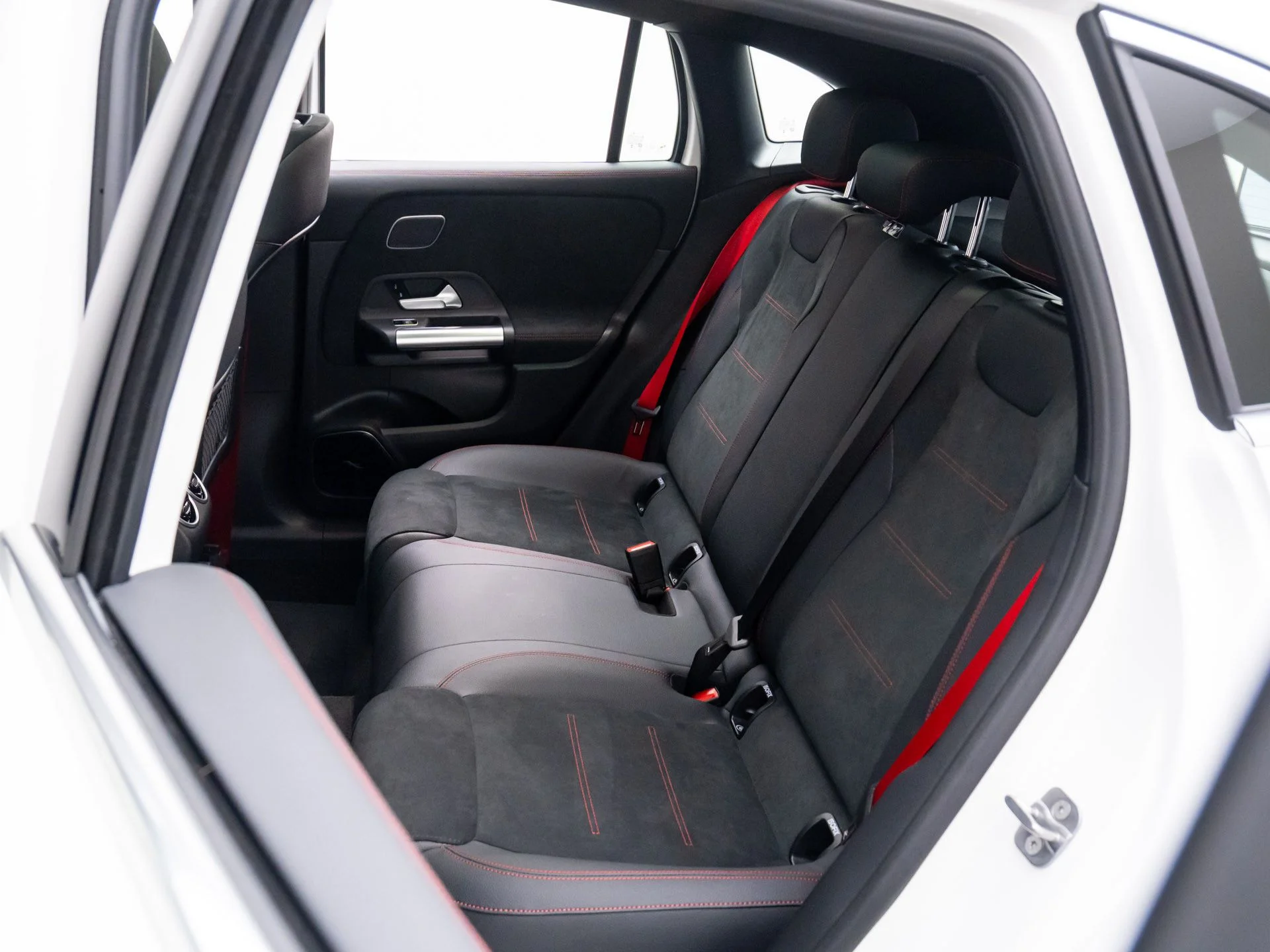 New 2026 White Mercedes-Benz GLA 35 AMG® image 18