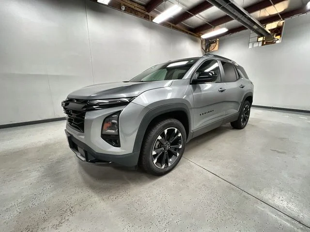 Certified Used 2025 Gray Chevrolet RS image 4
