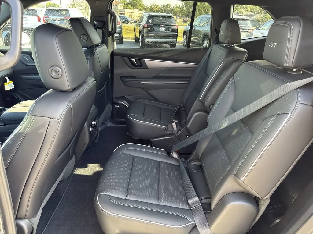 2026 Buick Enclave Sport Touring - Photo 33