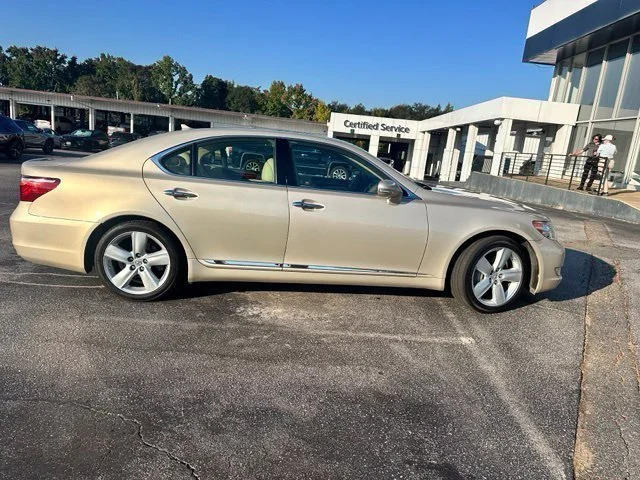 Used 2010 Beige Lexus 460 image 9