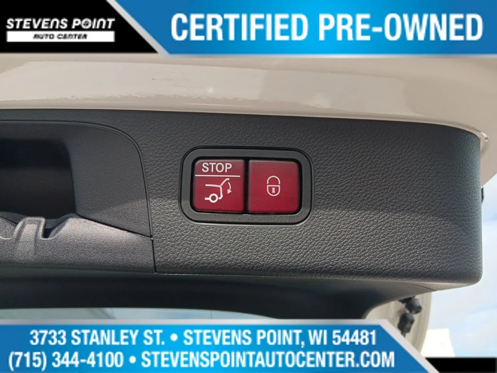 Used 2022 Polar White Mercedes-Benz GLC 300 image 30