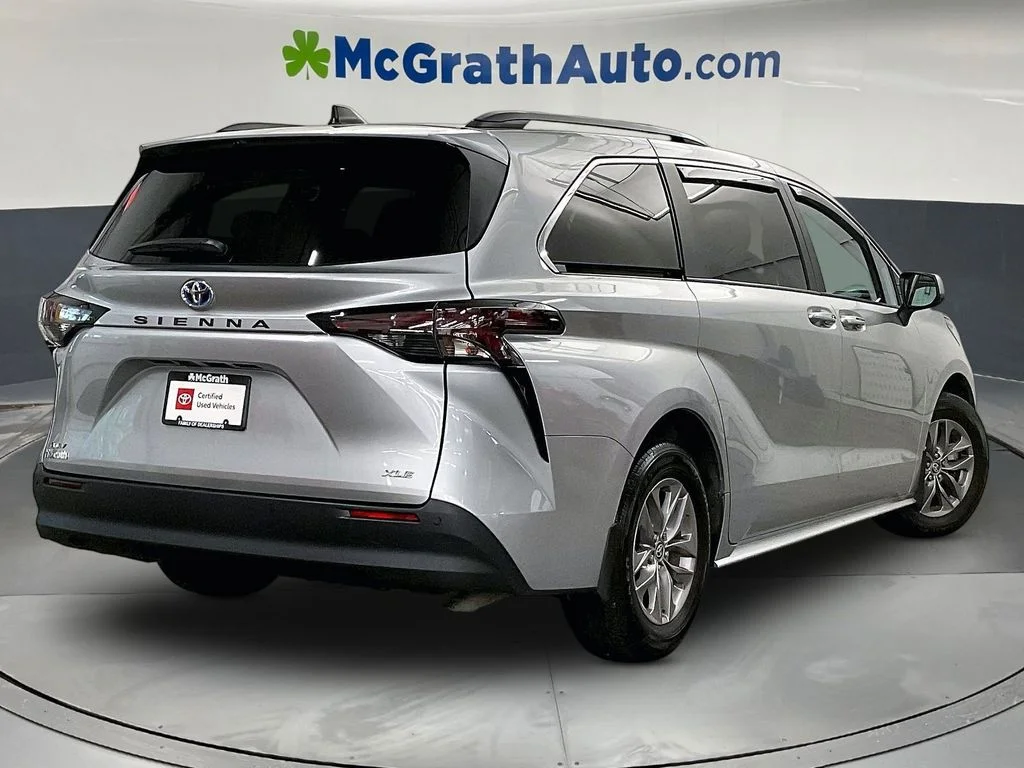 Used 2025 Silver Toyota XLE image 16