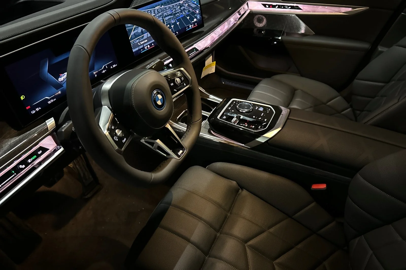 New 2026 Alpine White BMW xDrive60 image 9