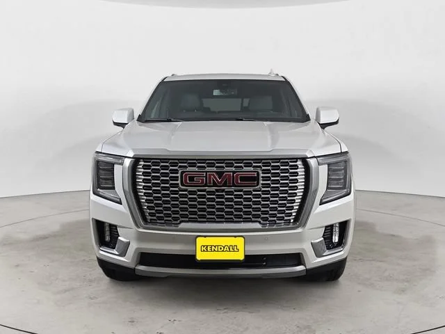 Certified Used 2022 White Frost Tricoat GMC Denali image 8