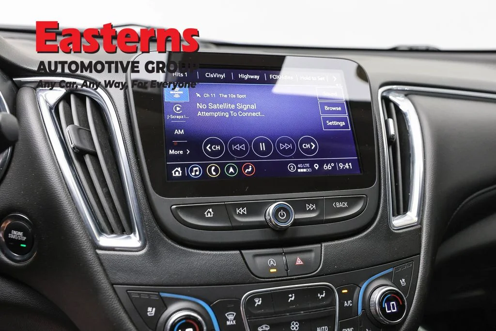 Used 2024 White Chevrolet LT image 19