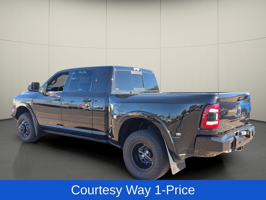 Used 2022 Black Ram Limited image 7