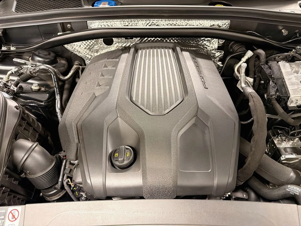 Used 2026  Porsche  image 31