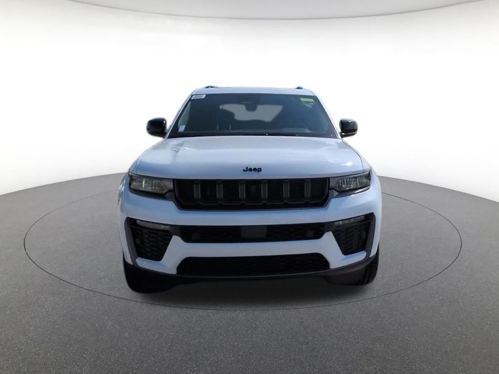 New 2026 White Jeep  image 2