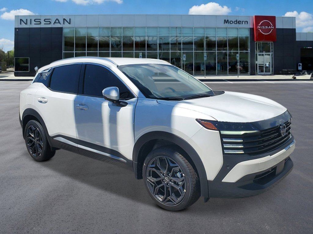 New 2026 Aspen White Tricoat Nissan SR image 2