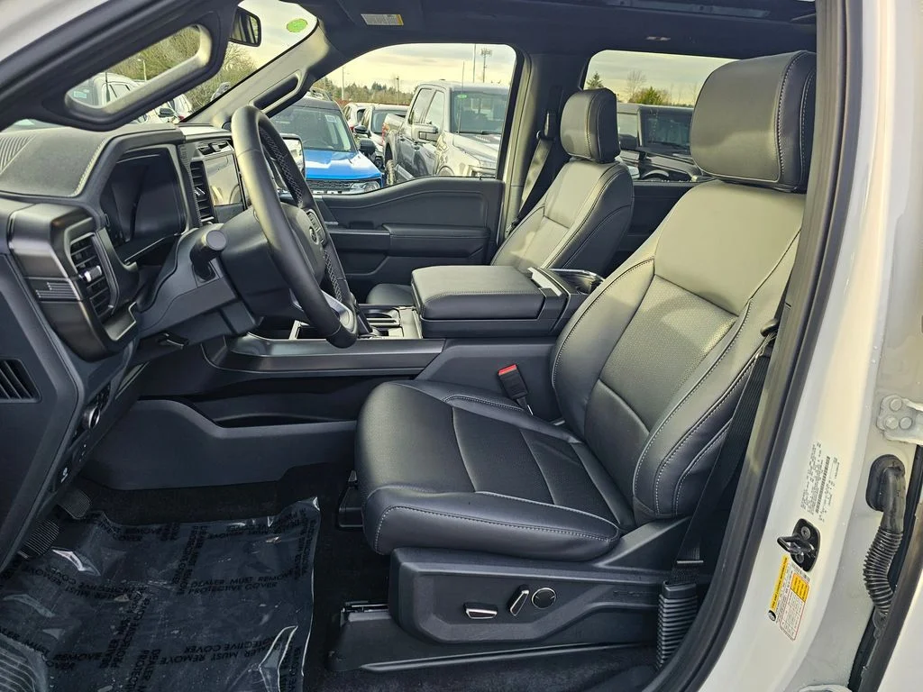 New 2025 White Ford Lariat image 21