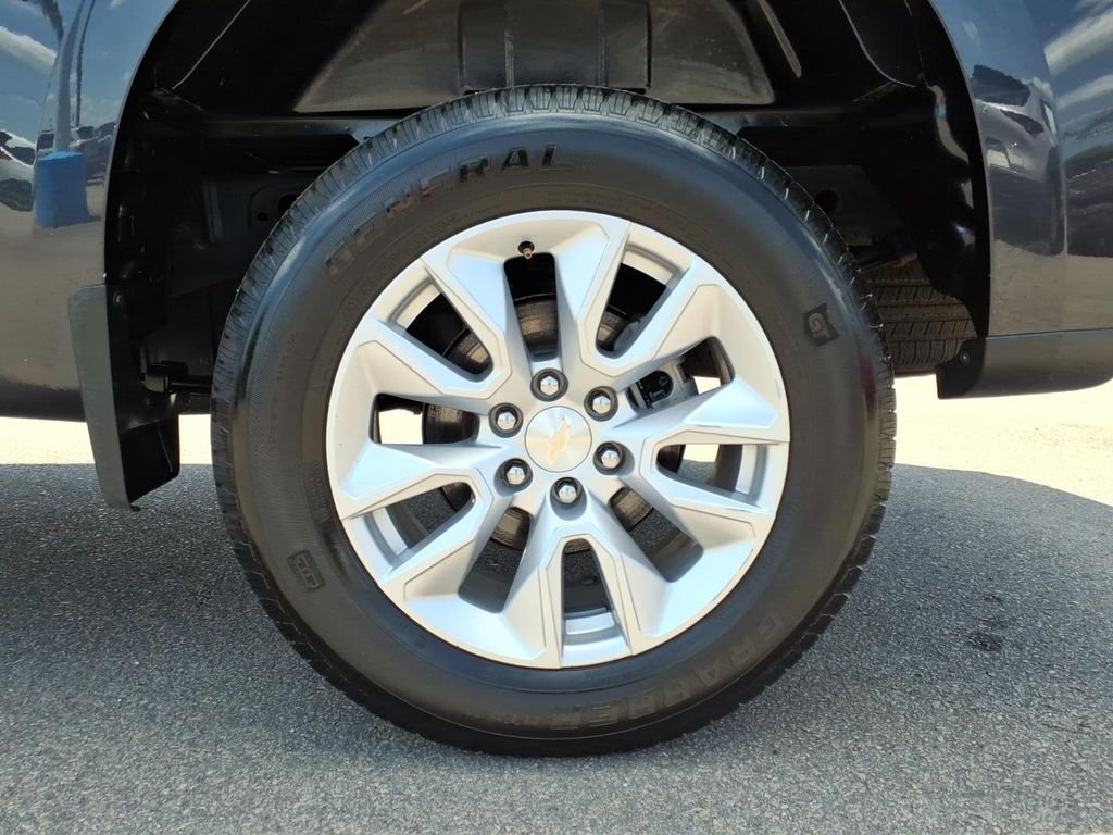 Used 2023 Ash Chevrolet Custom image 22
