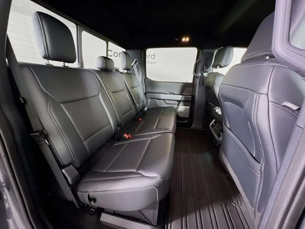 New 2026 Carbonized Gray Metallic Ford XLT image 17