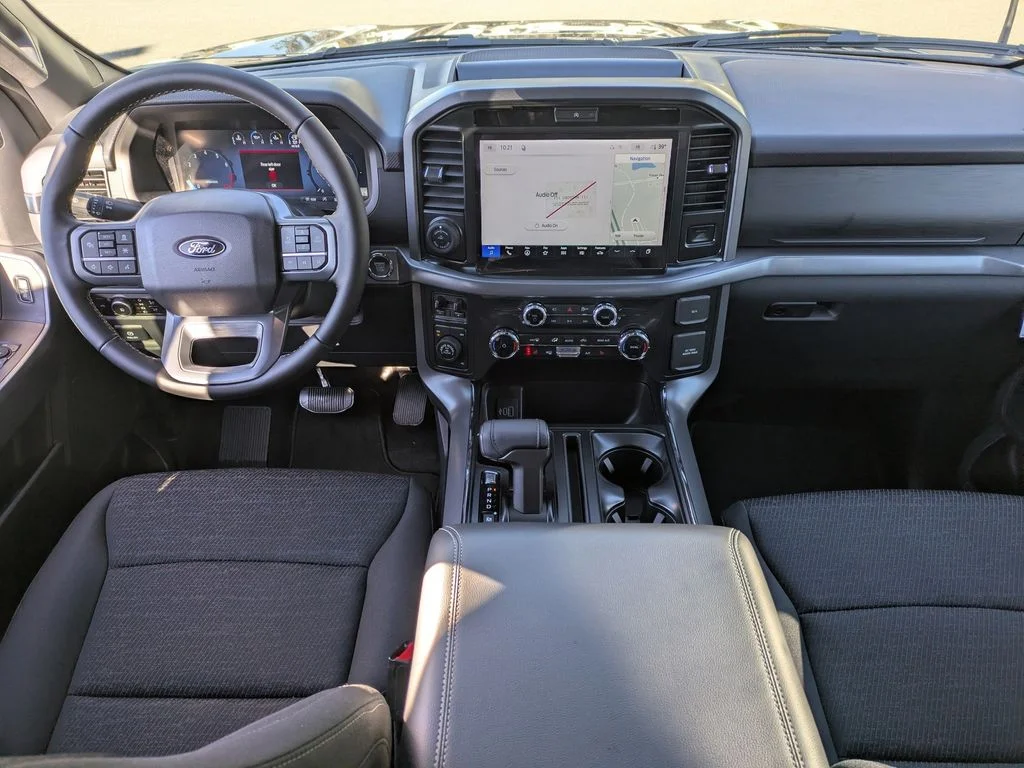 New 2026 Carbonized Gray Metallic Ford XLT image 12