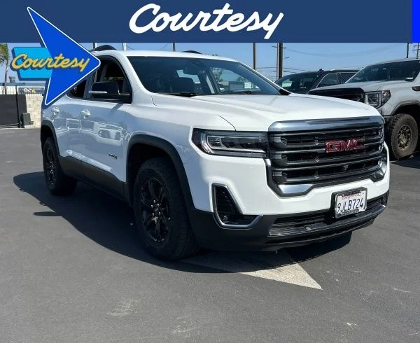 2023 GMC Acadia AT4 AWD's photo