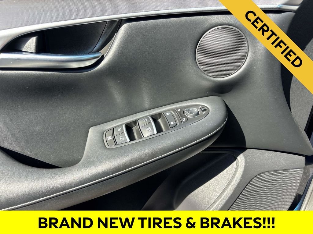 Certified Used 2022 Blue INFINITI LUXE image 18