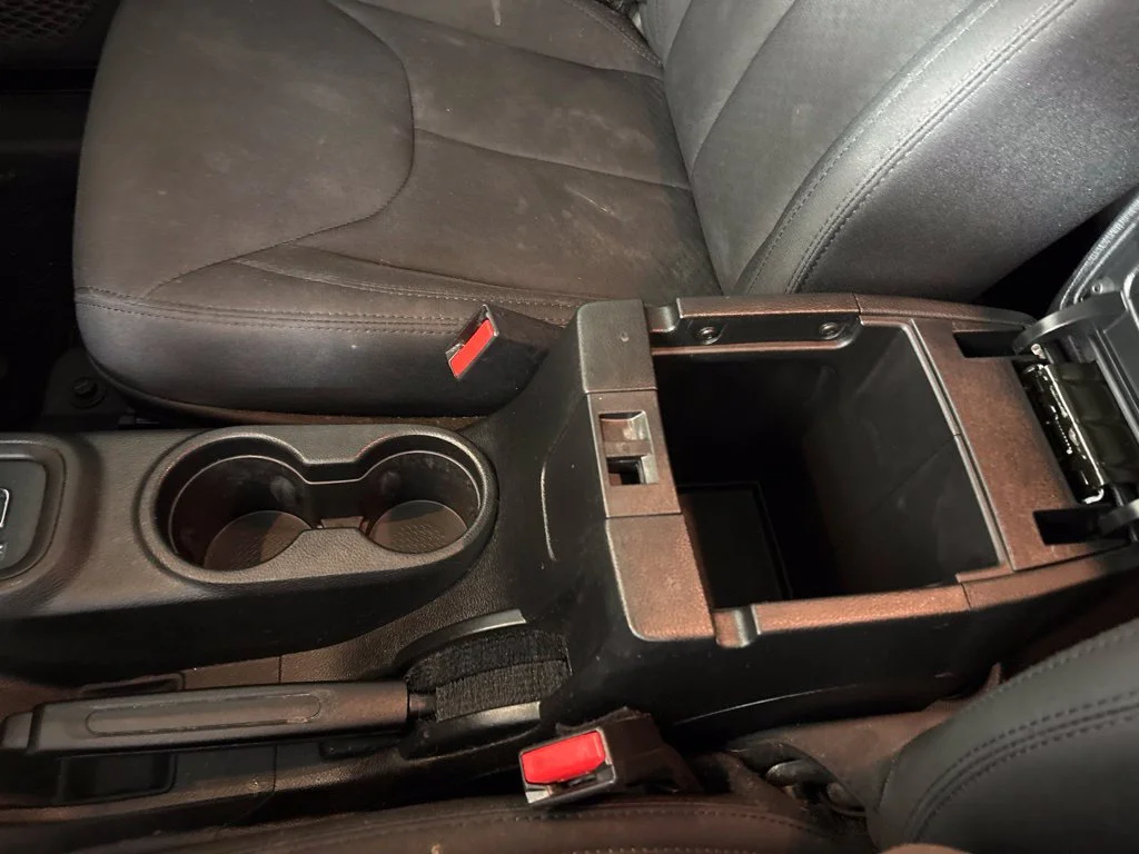 Used 2018 Black Jeep Unlimited Sport image 32