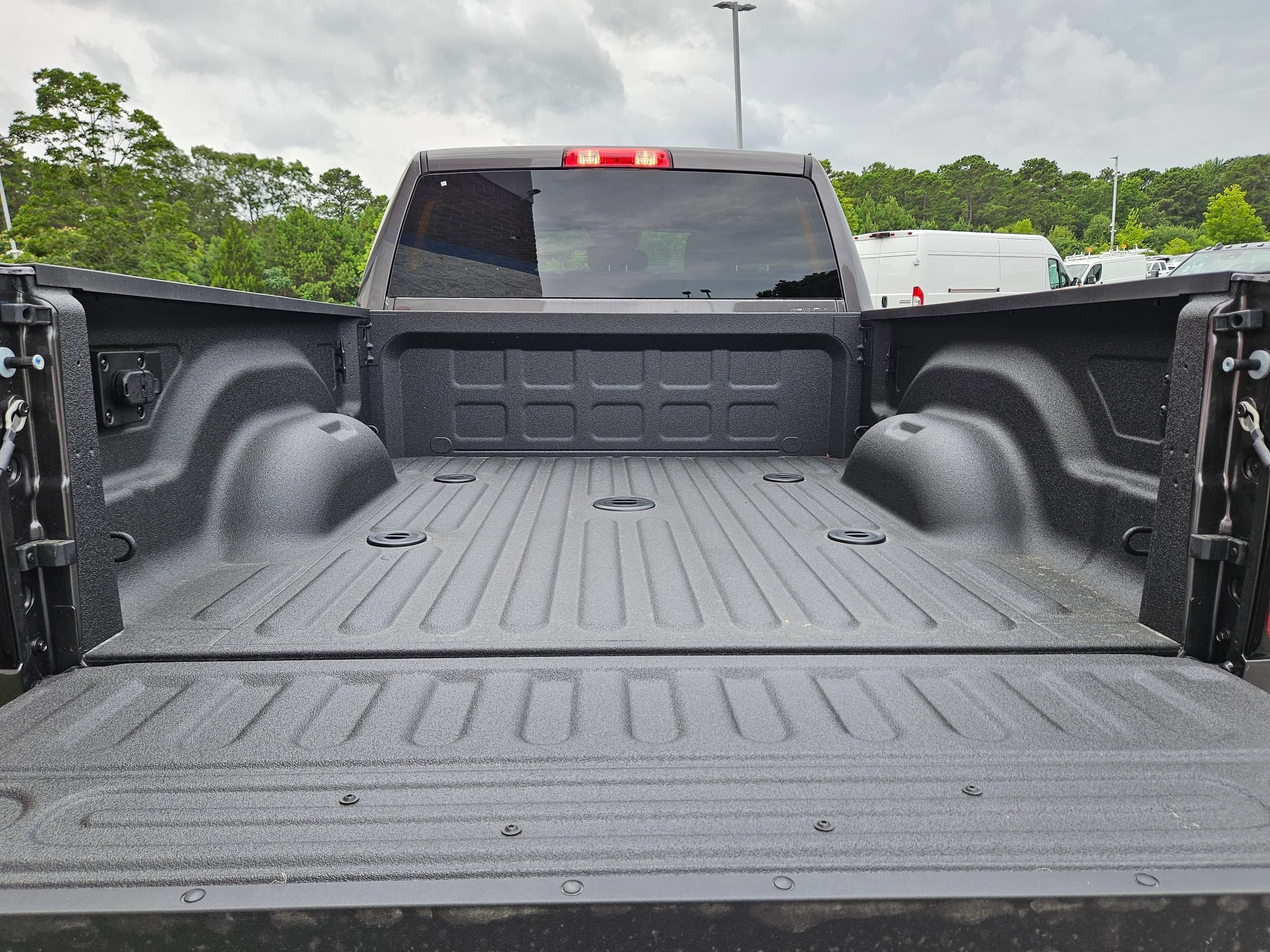 New 2026 Granite Crystal Metallic Clearcoat RAM Big Horn image 26