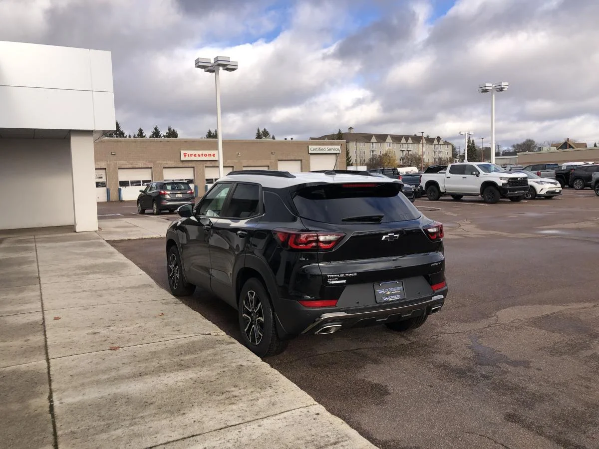 New 2026 Black Chevrolet Awd 4dr Activ image 5