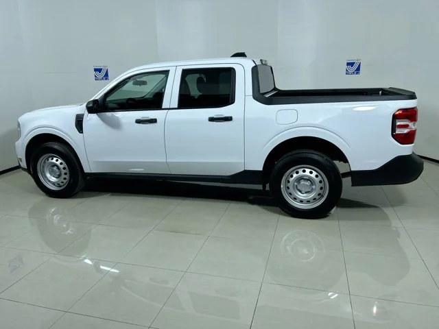 New 2026 OXFORD WHITE Ford XL 2.0L Super Crew Cab image 3