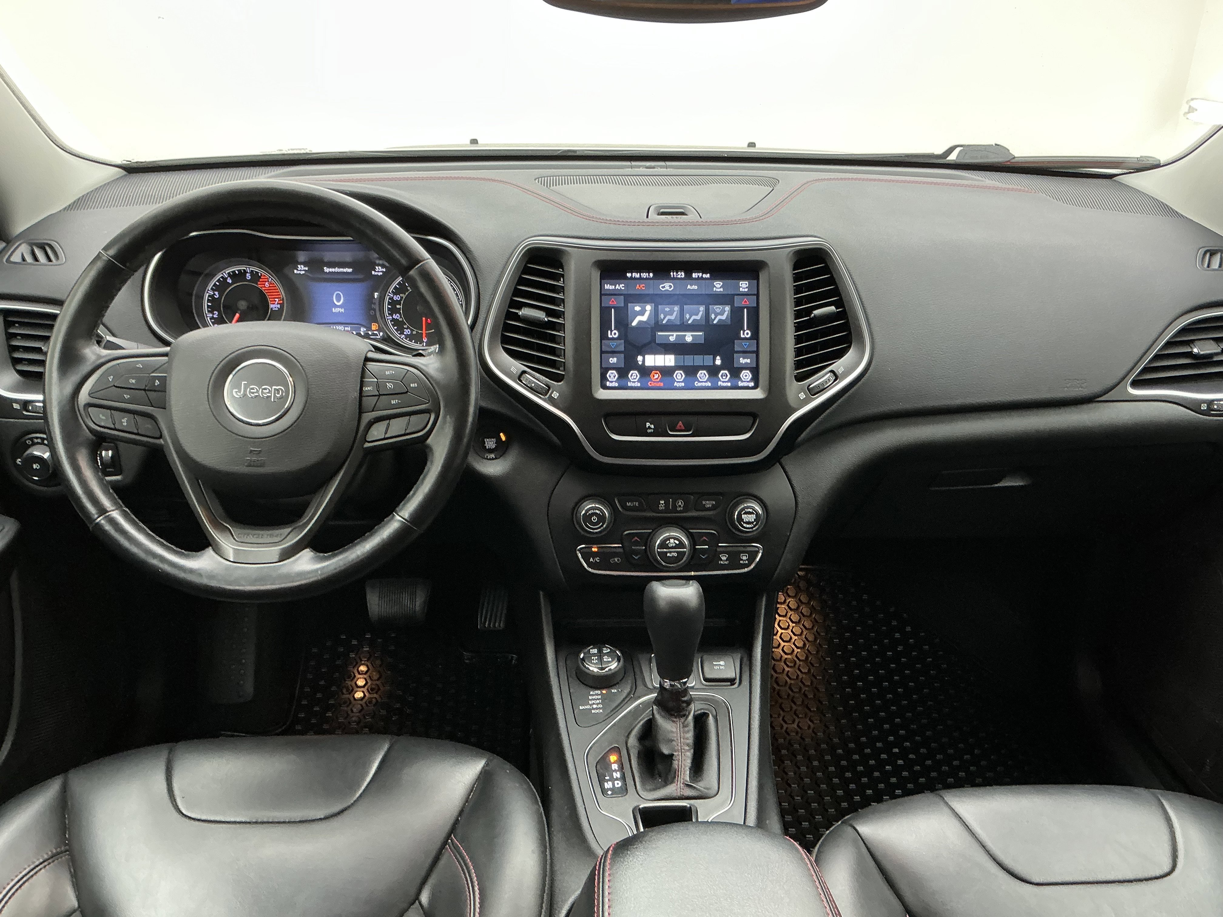 Used 2020 Bright White Clearcoat Jeep Trailhawk image 20