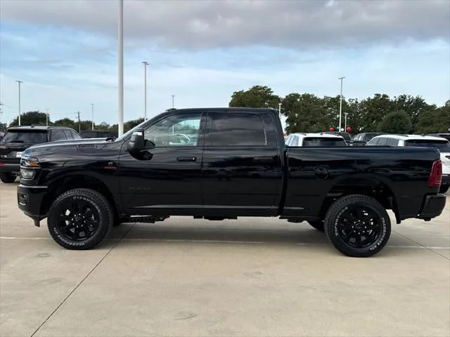 New 2027 Diamond Black Crystal Pearl-Coat Exterior Paint RAM LONE STAR image 6