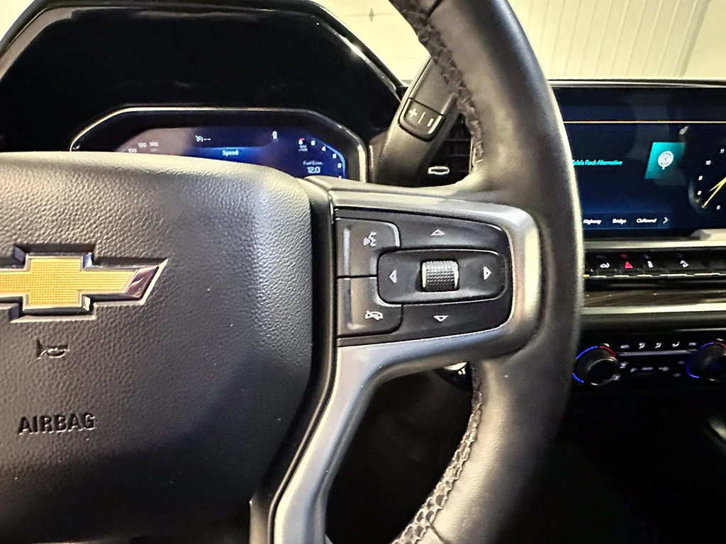 Used 2023 STERLING GRAY METALLIC Chevrolet LT image 37