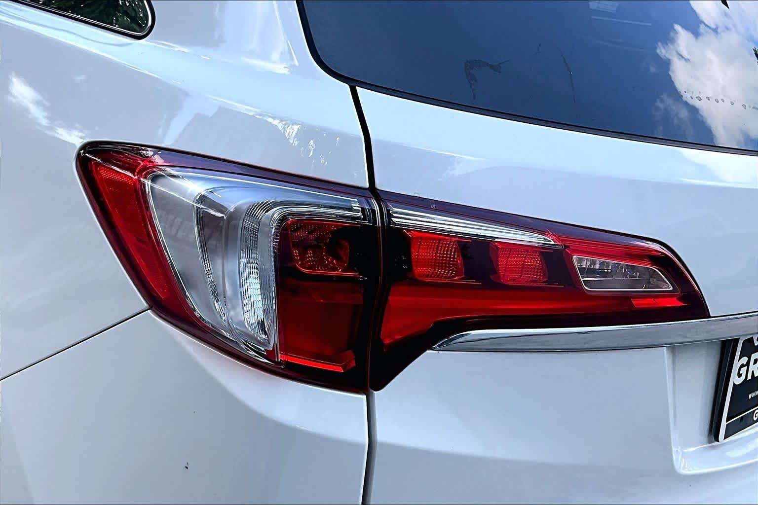 Used 2018 Modern Steel Metallic Acura  image 26